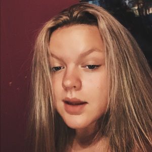 Meet your Posher, Lilly